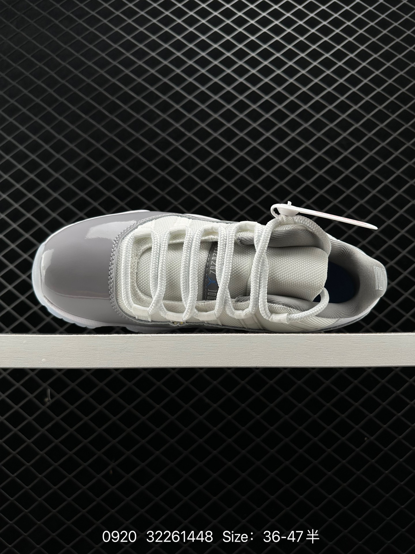 Air Jordan 11 Retro Low 